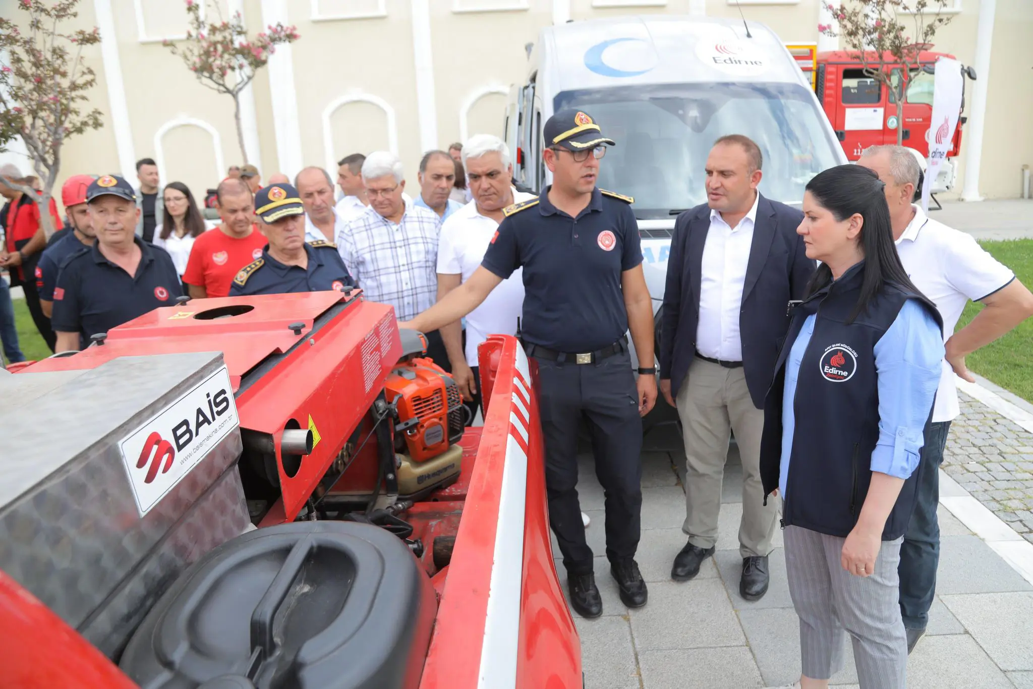 EDİRNE BELEDİYESİ’NDEN 17 AĞUSTOS MARMARA DEPREMİ’NİN 26. YILINDA ANMA PROGRAMI galeri görseli